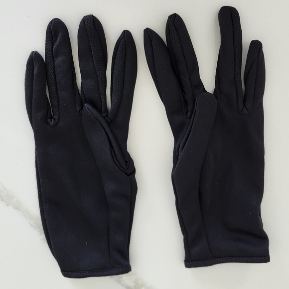 NWOT NIKE Women's Running Gloves - Picture 2 of 2